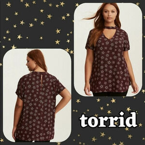 Torrid Star Print Cutout Short Sleeve Blouse 00